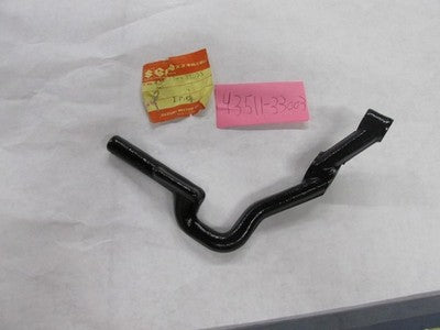 NOS Suzuki GT380 Sebring 1972-1974 Genuine Right Hand Footrest Bar 43511-33003