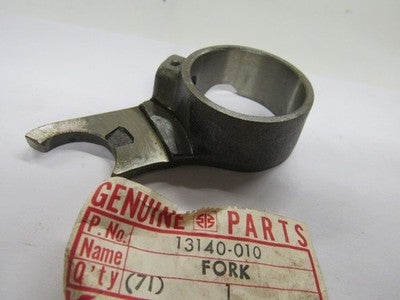 NOS Kawasaki OEM Transmission Shift Fork Low 2ND KH100 KV100 G5 MC1 13140-010
