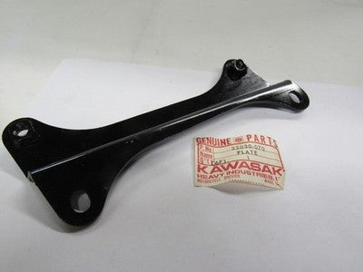 NOS New OEM Kawasaki LH Engine Fitting Plate KZ750 1977 1978 1979 1980 32030-070
