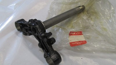 NOS NEW ORIGINAL OEM SUZUKI TS250 TS400 triple tree 1971-1973   51410-30010