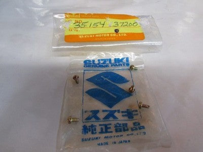 NEW GENIUNE SUZUKI 35154-37200 Screw HEADLAMP SOLD AS 5