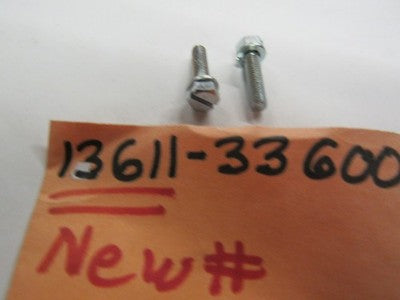 SUZUKI GT380,GT550 1973-77   CARBURETOR  SCREW P.N 13611-33600 SOLD AS 2