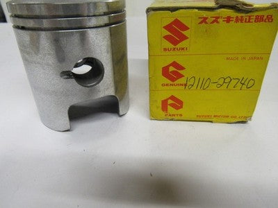 NOS Suzuki TS85 TS 85 Genuine Oversize Piston 0.50mm 2nd O S 12110-29740