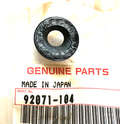 NEW GENUINE92071-104 KAWASAKI Z650 Z1000 CARBURETTOR GROMMET RUBBER