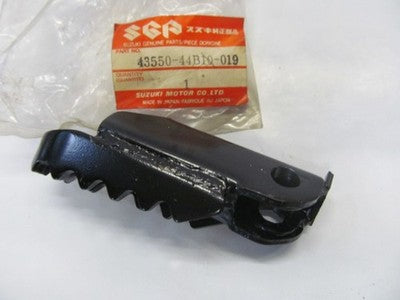 NOS Genuine Suzuki DR650 1992-1995 Right Hand Footrest NEW 43550-44B10