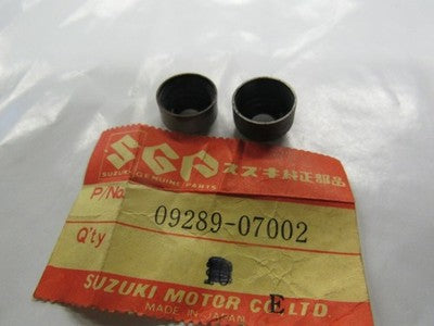 09289-07002 OEM SUZUKI VALVE SEAL GS GR SP XN LS VS VL 1977-2011 650 750 850 550
