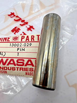 Kawasaki NOS NEW 13002-029 Piston Pin KZ KZ400