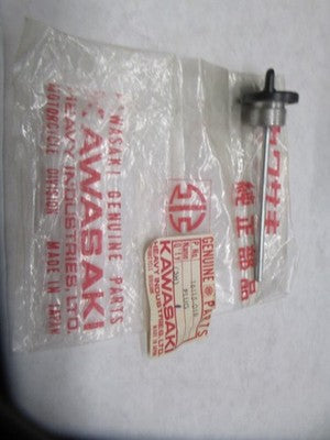 Kawasaki NOS NEW 16115-019 Oil Filler Plug F12MX KX KX450 KX4