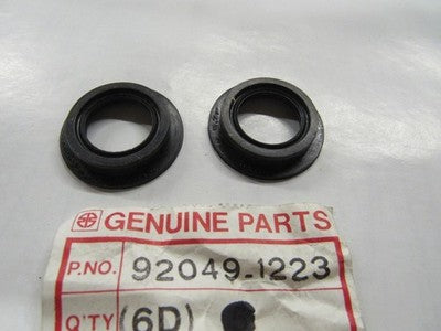 NOS KAWASAKI KVF750 KVF650 ZX1000 ZX1400 ZG1400 ZX900 ZX600 OIL SEAL  sold as 2