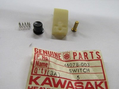 OEM KAWASAKI 66-88 A W H1 A7 KV KM KZ SWITCH HORN BUTTON L.H SET 46078-003
