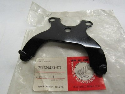 NOS Honda 1982-1983 CB750 Stay B 37212-ME1-671