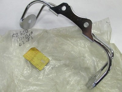 NOS 1978-1979 KAWASAKI KZ650D SPEEDOMETER MOUNT BRACKET PART # 11034-1110