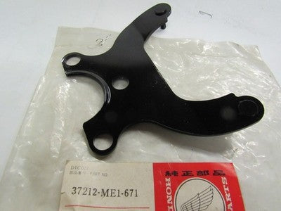 NOS Honda 1982-1983 CB750 Stay B 37212-ME1-671