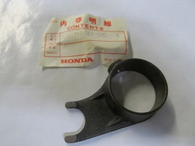 HONDA CA100 CA105A CA110 FORK GEARSHIFT NOS OEM P/N 24211-001-020