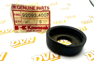 NOS KAWASAKI KLT250 A1 HUB SEAL TECATE 92093-4007