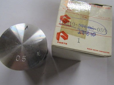 1 NOS 1989-1991 Suzuki RM 125 Piston O/S 0.50 Oversize OEM 12110-27C01-050 NEW