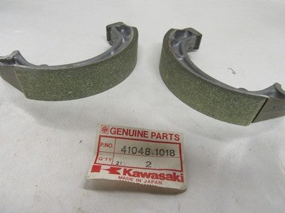 NOS KAWASAKI REAR BRAKE SHOE SET  41048-1018  KDX450 KDX420 KDX250 81-82