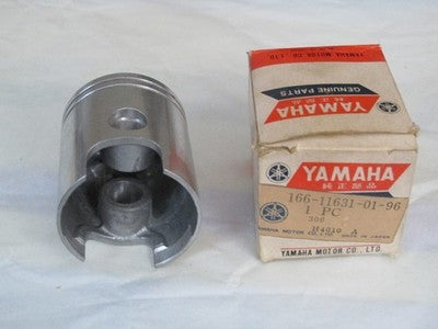 NOS Yamaha 69-70 L5T 67-68 YL2 Std Piston Keystone 166-11631-01-96