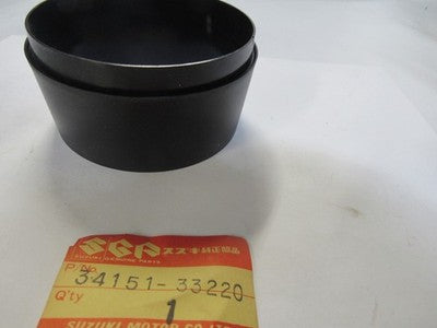 34151-33220 SUZUKI OEM SPEEDOMETER COVER 81-83 GS450,550,650,750,850,1100