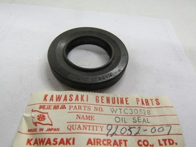 Kawasaki NOS NEW 92052-007 Oil Seal WTC30528 F4 Sidewinder 250