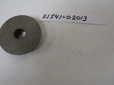 SUZUKI M30 M31  NOS CLUTCH PIECE  21541-02013