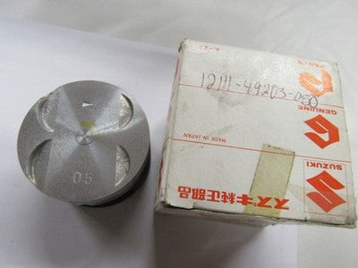 80-81 NOS SUZUKI GS1100E GS1100LT GS 1100 PISTON # 12111-49201-050 1ST OVER SIZE