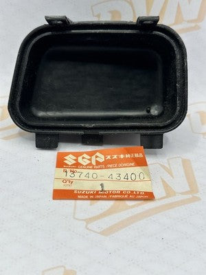 Suzuki GS 550 Air Cleaner Cap 13740-43400