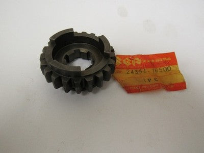 NOS Suzuki 5th Gear Driven 1971-1977 TS400 TM400   , P N 24341-16500