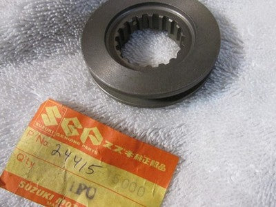 Suzuki NOS GT500, T500, 1968-77, 5th  Gear driven wheel ,  24415-15000