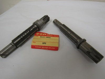Suzuki 73-75 tm100 tm125 rm125 nos drive shaft 24131-28001 YOU GET 2
