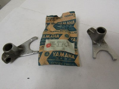SHIFT FORK 2, 248-18512-00 463-18512-00, AT,CT,HT,DT,RT,MX,RS100, DT-MX125,175