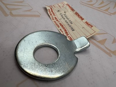 NOS Kawasaki Right Chain Adjuster 1970 MB1 33040-036