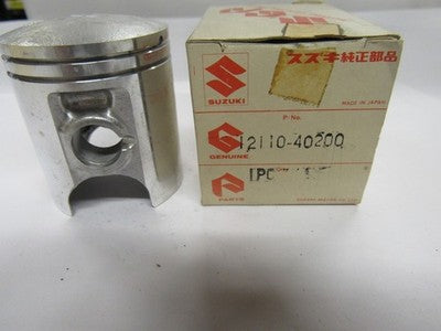 NOS Suzuki OEM Piston STD 1979-1981 RM100 12110-40200