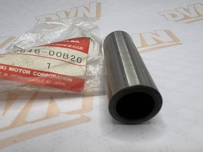 New OEM Suzuki RM125 RM250 RMX250 Center Spacer 62646-00B20