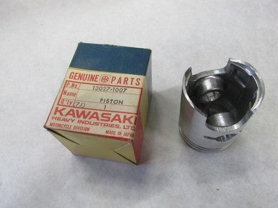 Kawasaki NOS NEW 13027-1007 Piston O/S .040 KD KE KM KD100 KE100 KM100