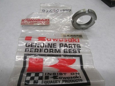 Kawasaki NOS NEW 92090-007 Steering Stem Lock Nut Z1 H1 BN BR EL EX KH KZ KLE