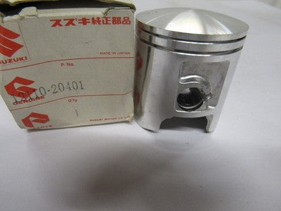 NEW NOS SUZUKI 1982 RM80 2ND OVER PISTON 12110-20401-050