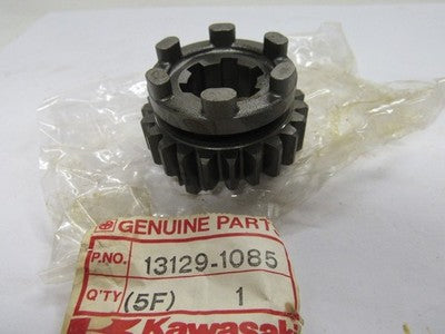 NOS New Kawasaki  nos top gear 23tooth  13129-1085