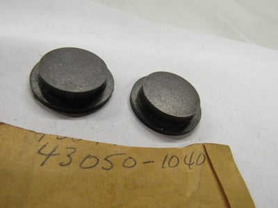Kawasaki KXT250 KSF250 KLF300 AR50 AR80 KX250 KX125 Brake Pad 43050-1040 NOS
