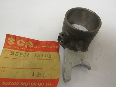 Suzuki Shift fork AC100,RV90,TC100,TC90,TM75,TS75  nos 25221-12100