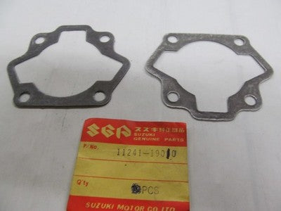 NOS Suzuki MT50 F50 Cylinder Gaskets 11241-19010 Set Of 2