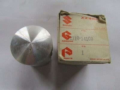 Suzuki NOS OEM RM125 1981-1983 Standard Piston 12110-14100