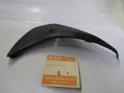 Suzuki GS450L Fuel Tank Cover LEFT     44272-44200 SS 44201