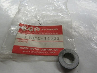 NOS Suzuki RM500 84 QuadRacer LT-250 1985-86 OEM Cushion Rod Spacer 62316-14503