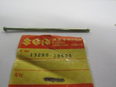 Suzuki 1970-1971 T250  nos throttle valve adjusting rod 13296-18620