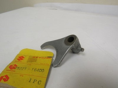 Suzuki TS250 1969-70 nos  Shift fork # 2   p.n 25221-16400