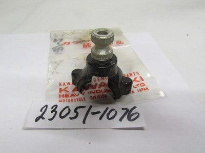Kawasaki Turn Signal right turn signal bracket RIGHT REAR  KZ1100 SPECTRE