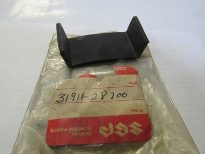 SUZUKI CDI RUBBER PROTECTOR NOS 31911-28700