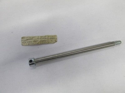 WHEEL AXLE for YAMAHA YG MG YL U5 U7 G6 G7 GT  357-25381-00 *NEW NOS