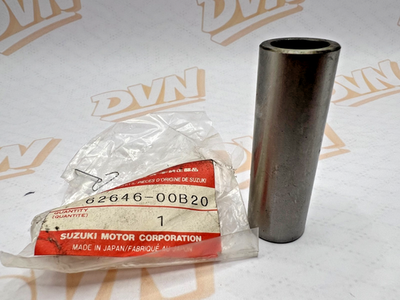 New OEM Suzuki RM125 RM250 RMX250 Center Spacer 62646-00B20
